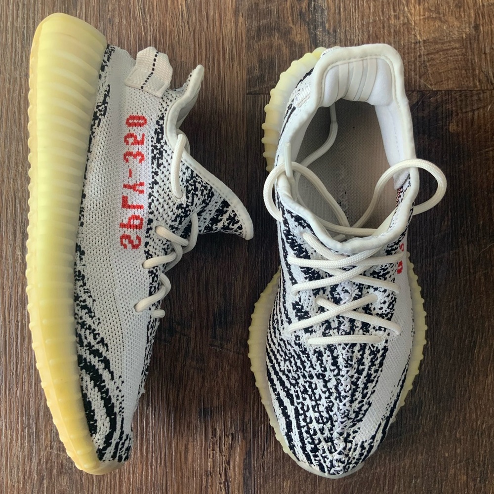 Yeezy Boost Women’s Size 7.5 | Gently Used | Amazing Condition